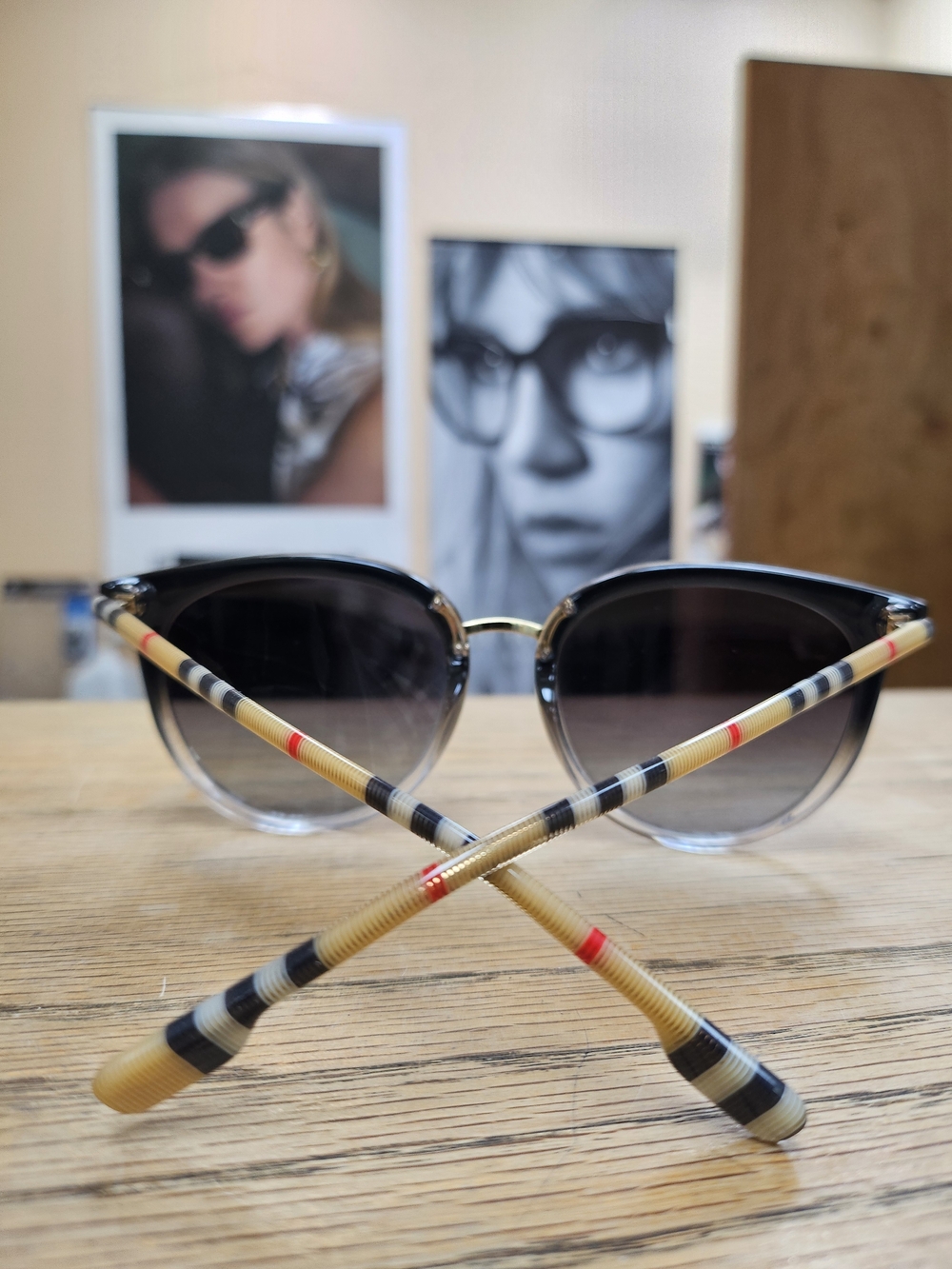 BURBERRY Striped Temple Cat-Eye Sunglasses - Black Gradient Lenses
